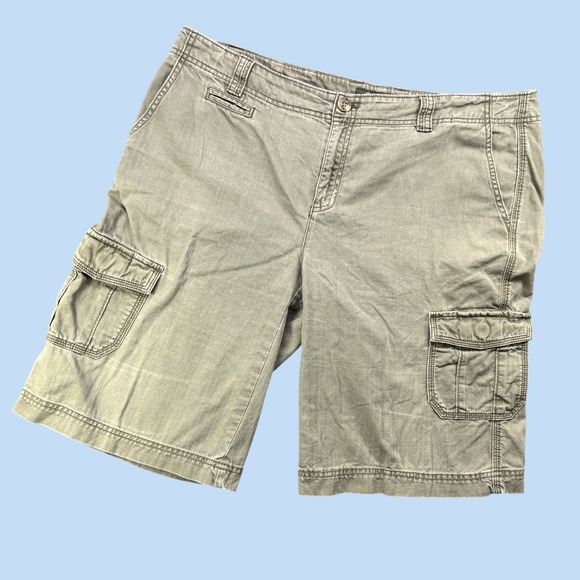 Eddie Bauer Pants - Eddie Bauer Cargo Shorts Women 16 Olive Green Cotton Hiking Outdoor Trail Pocket